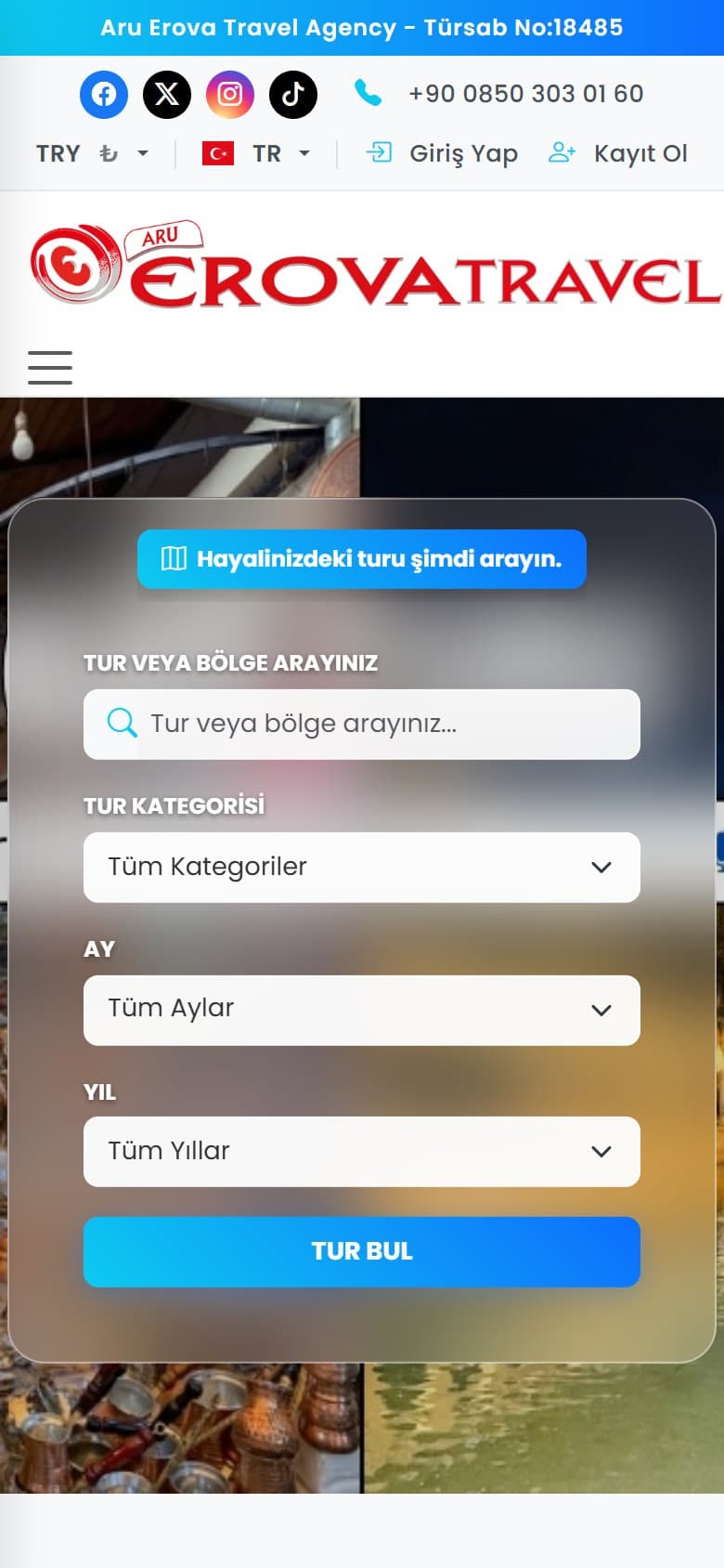 Erova Travel web sitesinin mobil görünümü